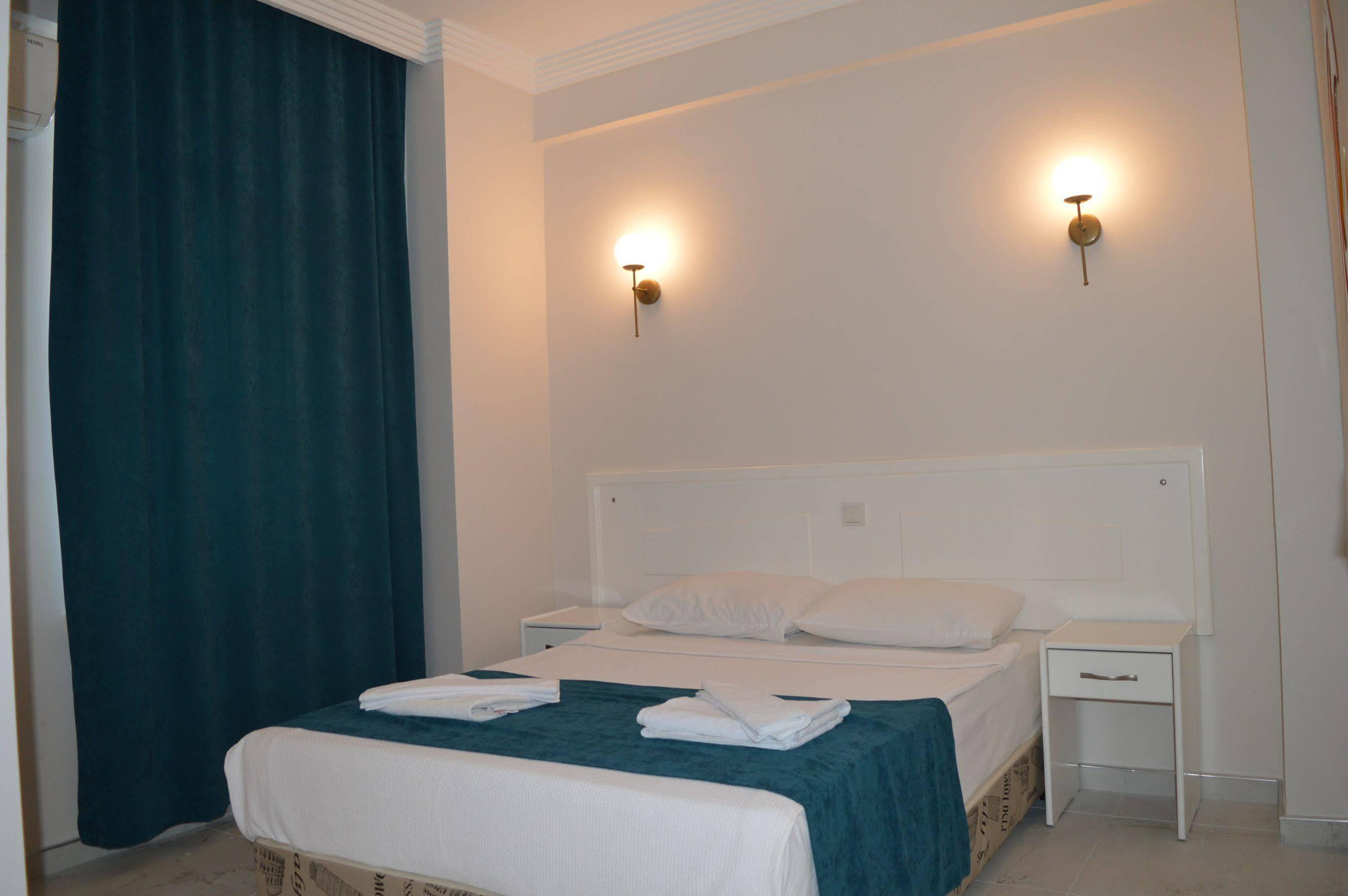 Aquila Beach Hotel Fethiye Exteriör bild